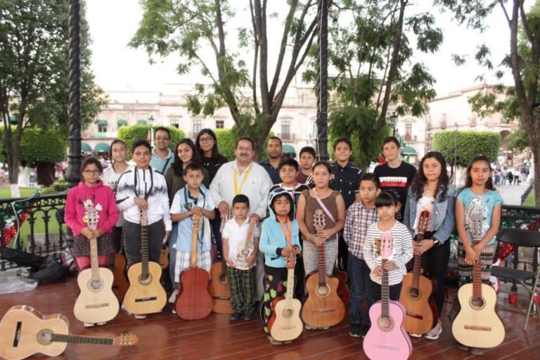Quisco de Plaza de Armas, sede del taller de Guitarra Popular para morelianos