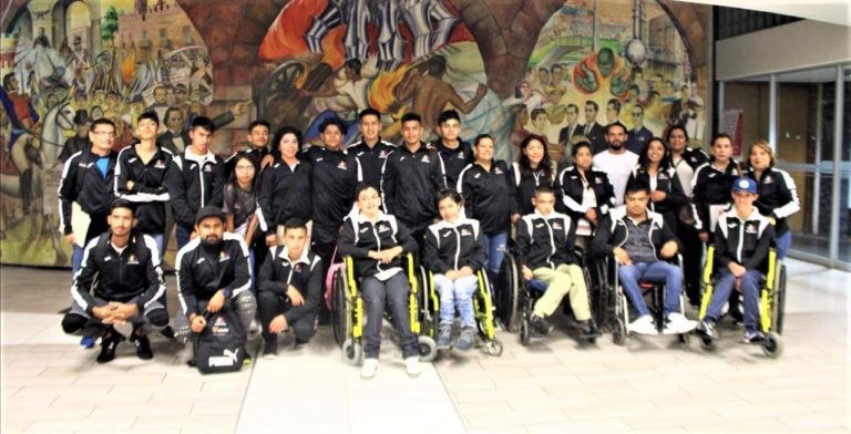 17 michoacanos de las disciplinas de para- atletismo y boccia viajó rumbo a Colima, Colima para la Paralimpiada Nacional 2019.