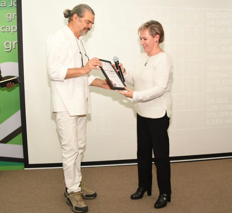 Conquista Carlos Blanco a morelianos