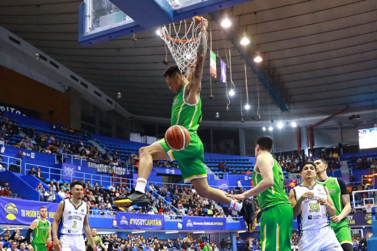 Aguacateros de Michoacán gana el primero de la serie a domicilio, en doble tiempo extra