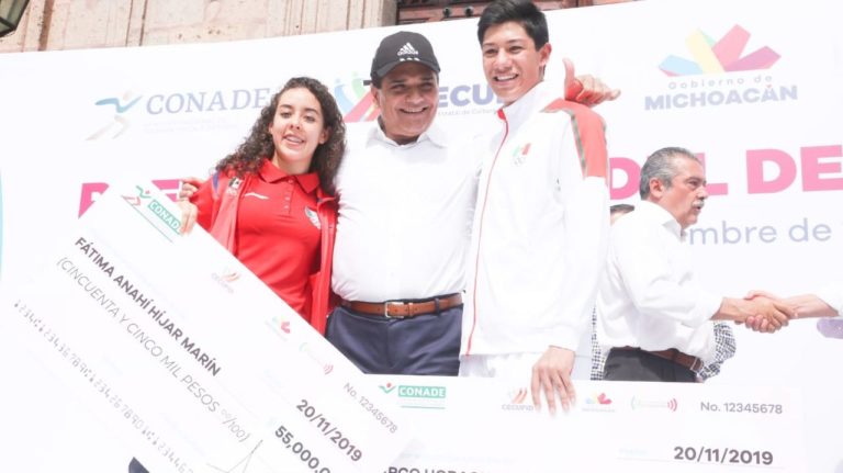Entrega Gobernador Premio Estatal del Deporte 2019