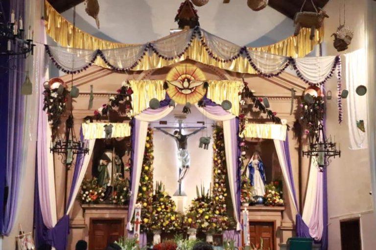 Fiesta de ceniza en Carácuaro