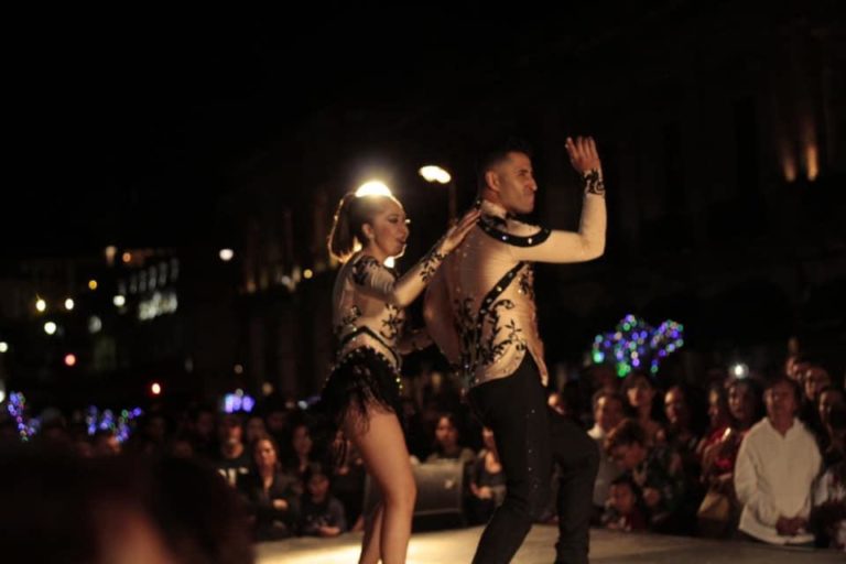 Bailarines convierten a Morelia en un Gran Escenario