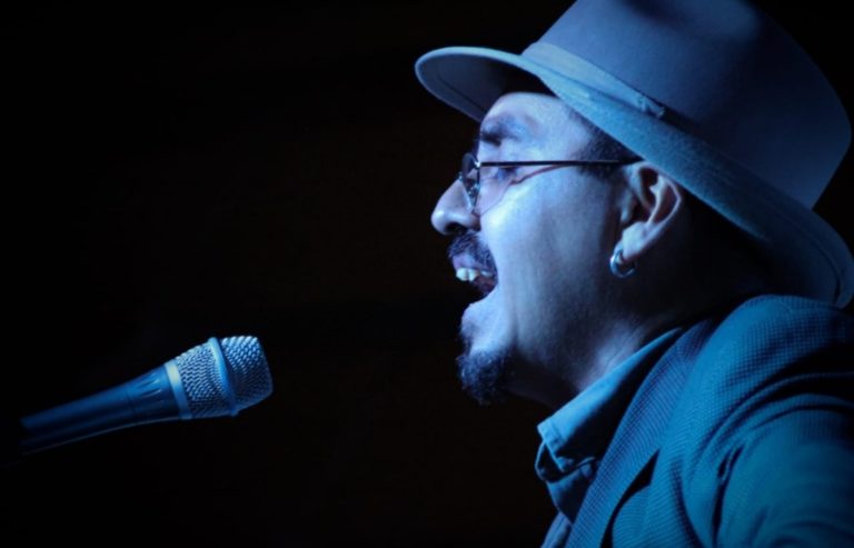 Moisés Bedolla entre líneas