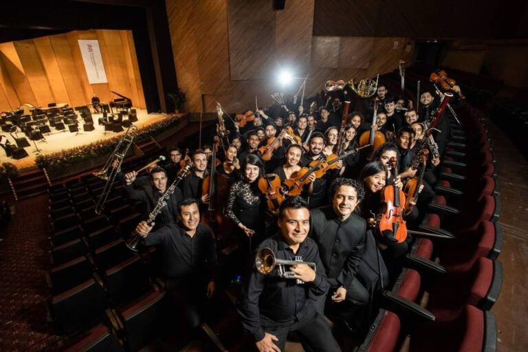 Presenta FMM a los seleccionados de la Sinfonietta para la edición 2020