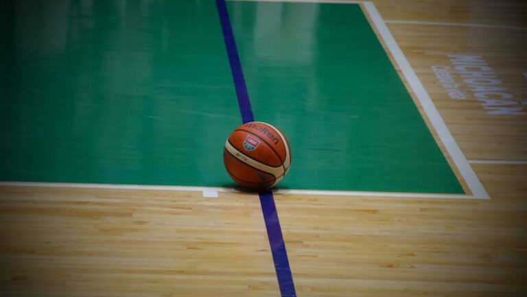 AGUACATEROS VENCE A LEÓN EN ENTRETENIDO ENCUENTRO.