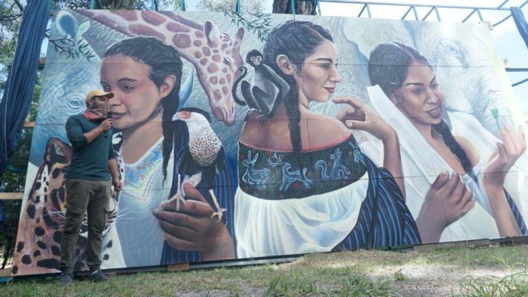 Inauguran mural por el 50 aniversario del Zoológico de Morelia