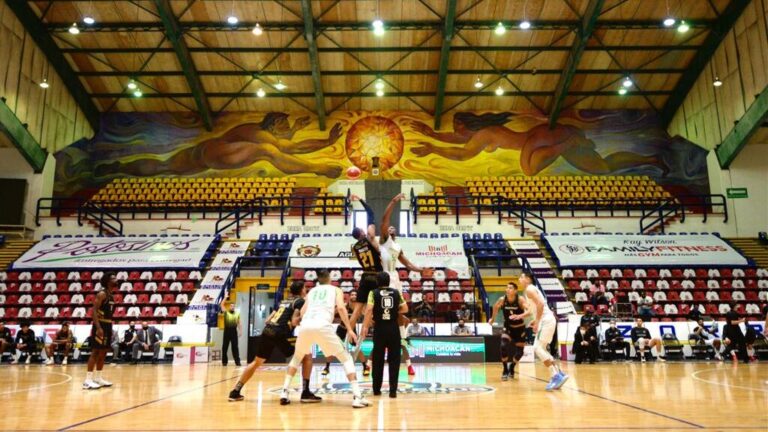 FERIA DE TRIPLES EN TRIUNFO DE AGUACATEROS