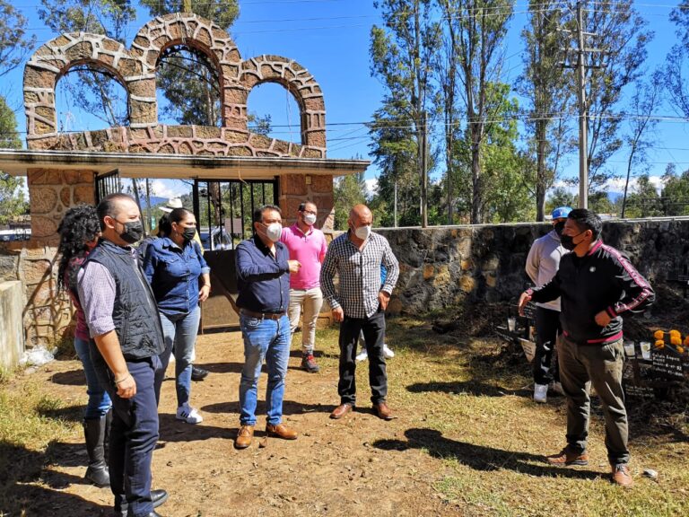 Contra aglomeraciones, vías de accesos en Cementerios de la zona Lacustre
