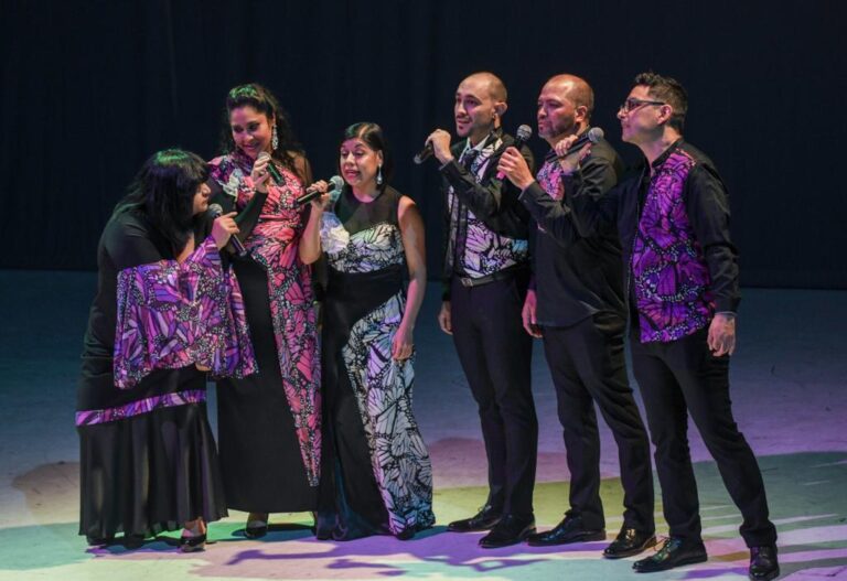 Voz en Punto llena de música mexicana el Teatro Matamoros