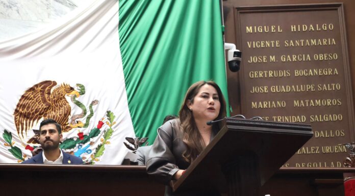 Jackie Avilés presenta iniciativa para fortalecer la protección y seguridad de las mujeres