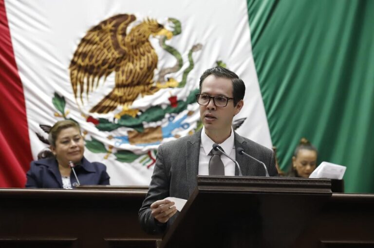 Proponen sancionar a padres que no eviten que sus hijos cometan delitos en Michoacán