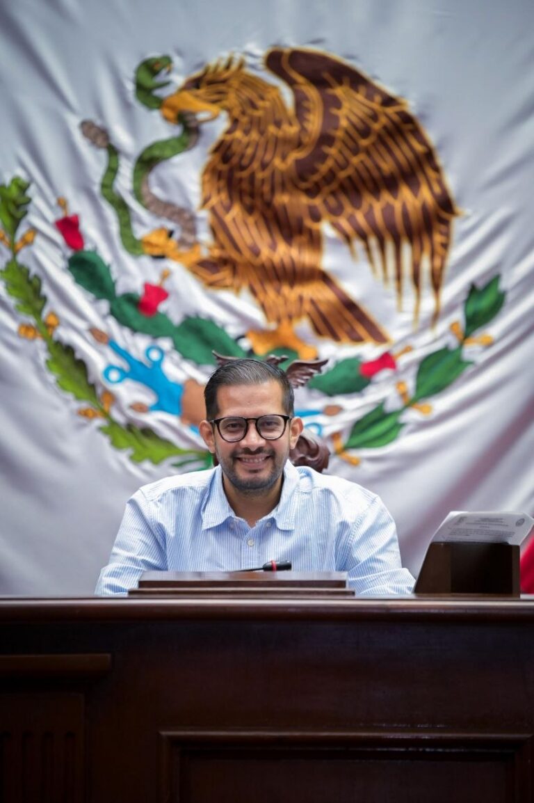 Universidades de Michoacán deberán reservar 10% de lugares para estudiantes indígenas y grupos vulnerables
