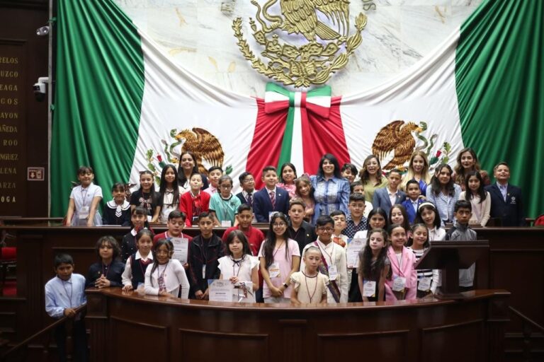 Congreso del Estado aproba reforma impulsada por Vanhe Caratachea para garantizar que la infancia tenga voz en los ayuntamientos