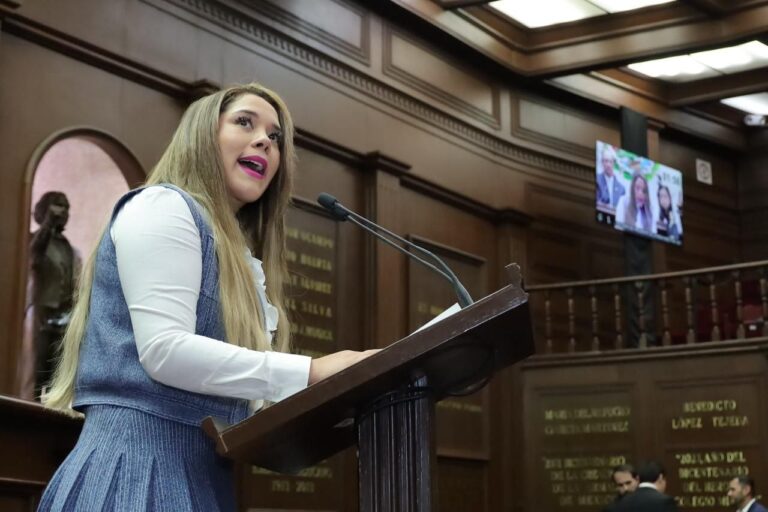 Llama Xóchitl Ruiz a no minimizar amenazas y fortalecer la prevención de violencia en escuelas
