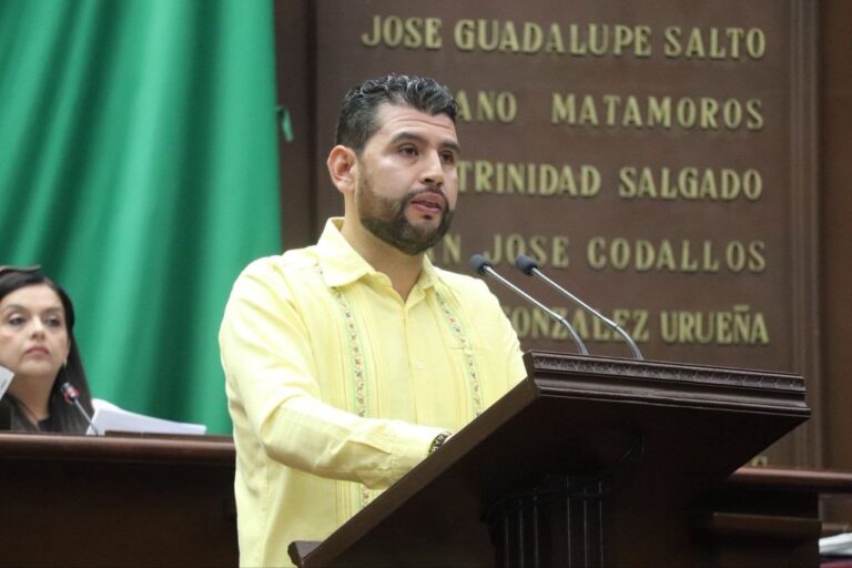 Busca Octavio Ocampo abrir los cabildos municipales a la participación ciudadana