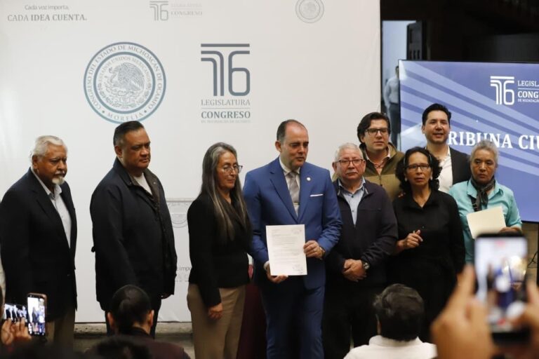 Recibe presidente del Congreso del Estado iniciativa ciudadana para creación de Instituto Michoacano para Fortalecer a la Familia