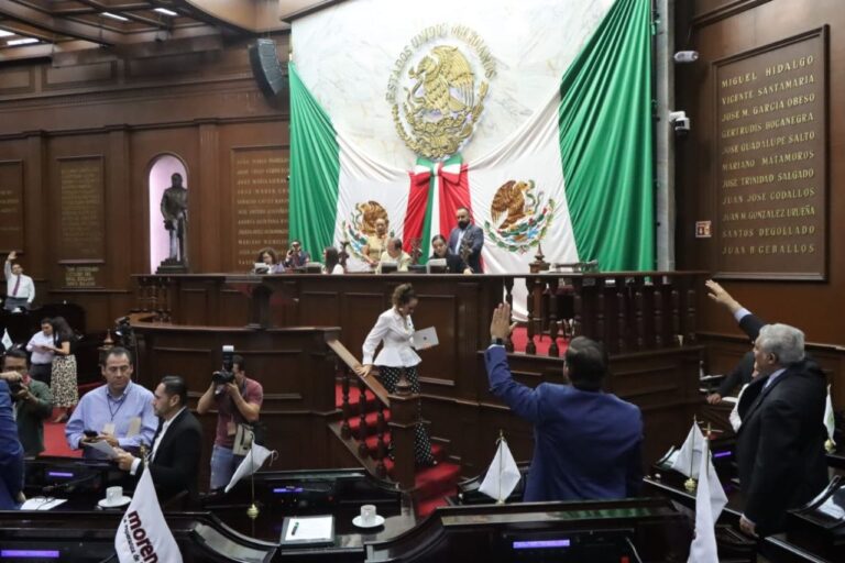 Reforma 76 Legislatura Decreto 404 en materia de delimitación territorial entre Morelia y Charo