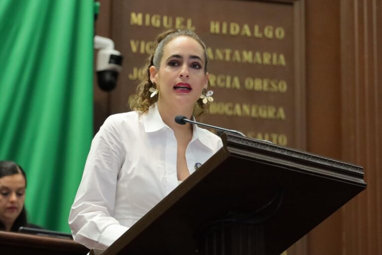 Presenta Sandra Arreola «Ley Monzón» para suspender patria potestad en casos de feminicidio
