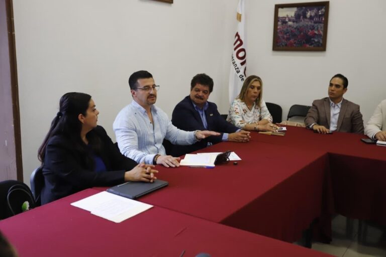 Escucha Comisión de Turismo de la 76 legislatura a la CANACO SERVYTUR Morelia.