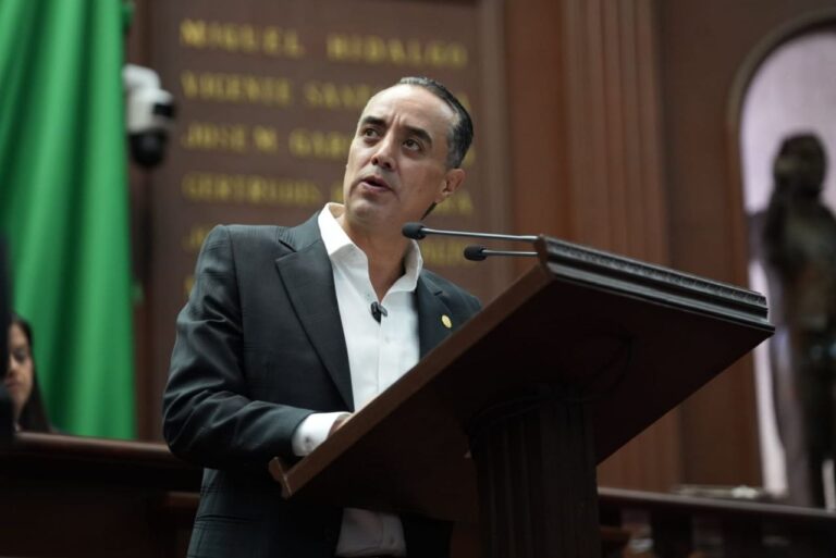 Plantea Juan Pablo Celis ampliar licencias de paternidad en favor de las madres, las infancias y la igualdad sustantiva