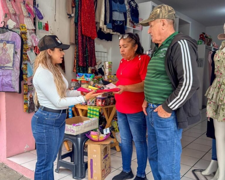 Propone Adriana Campos Huirache deducir del ISR cuotas de inscripción y reinscripción escolar