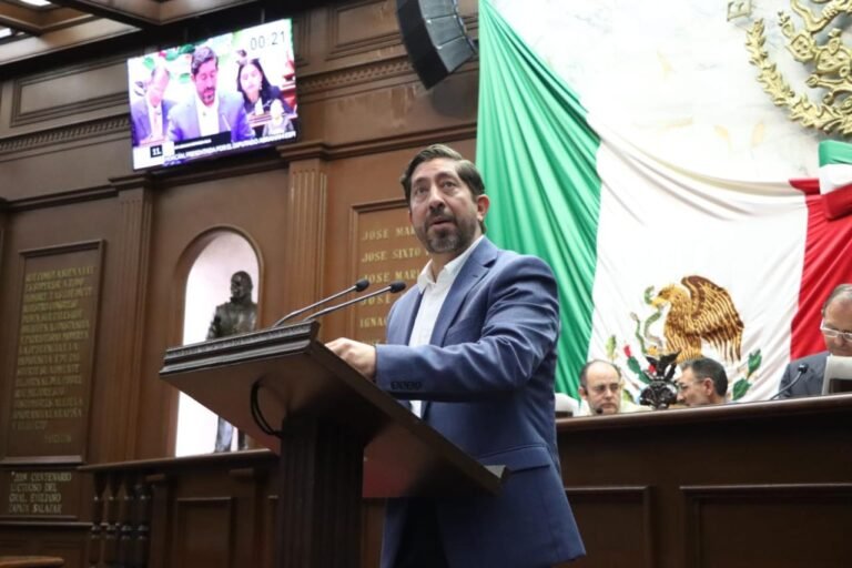 Abraham Espinoza Villa propone red de centros de acopio de aceite vegetal usado en municipios de Michoacán